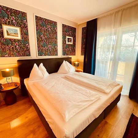 Gaestehaus Am Stadtpark Vöcklabruck Екстериор снимка