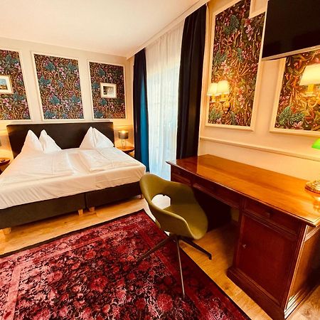 Gaestehaus Am Stadtpark Vöcklabruck Екстериор снимка