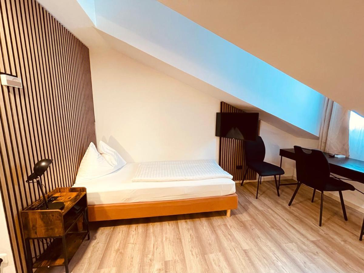 Gaestehaus Am Stadtpark Vöcklabruck Екстериор снимка